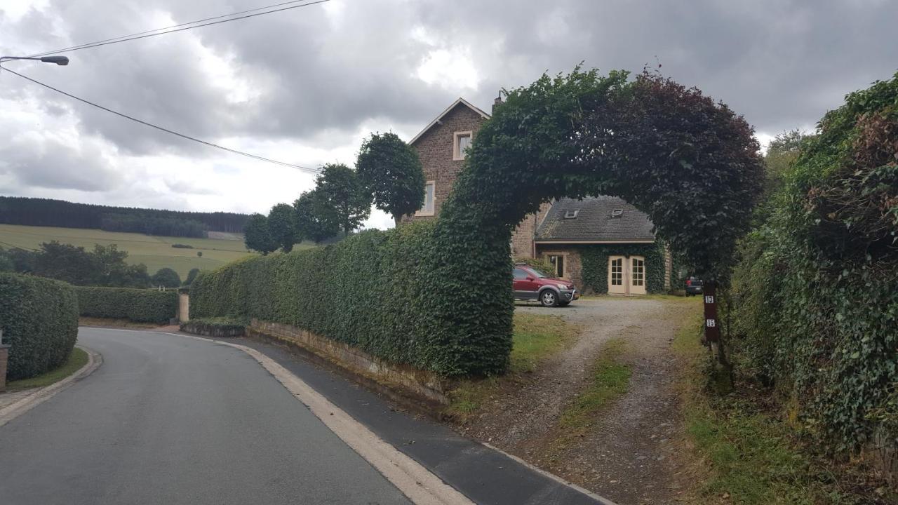 Die Alte Schule App St. Vith Exteriör bild