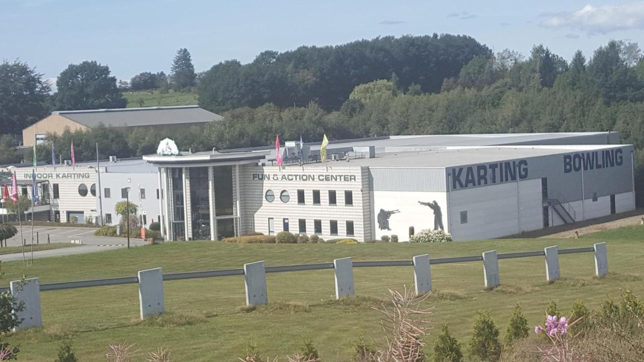 Die Alte Schule App St. Vith Exteriör bild